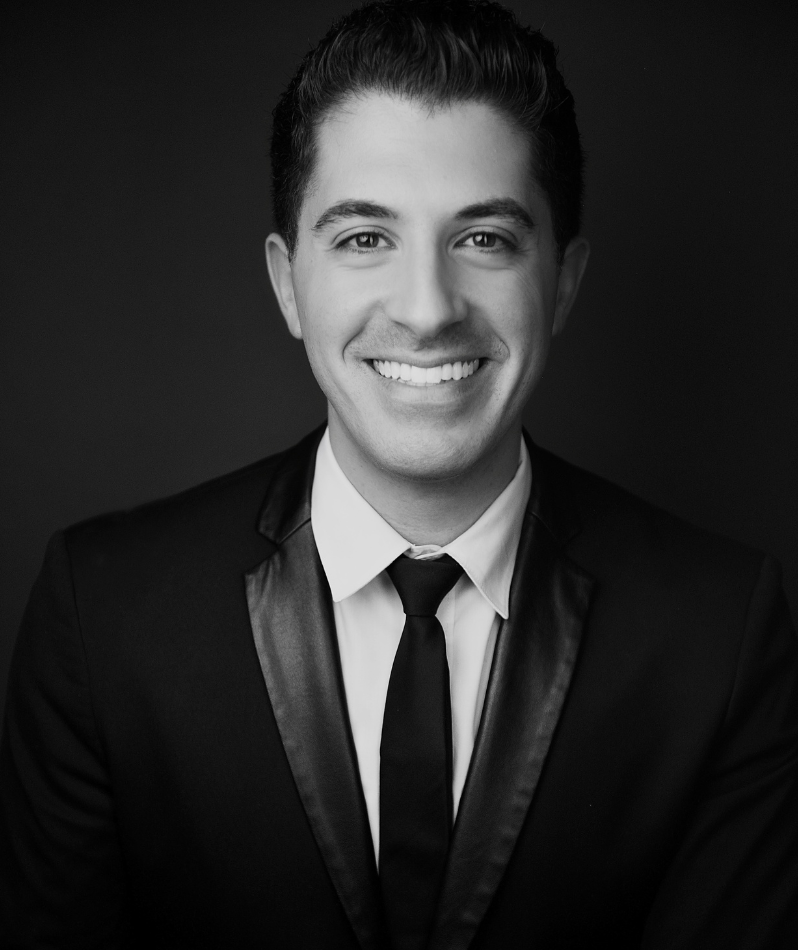 Sings Romantic Classics for Valentine’s featuring Jeff Franzel on piano